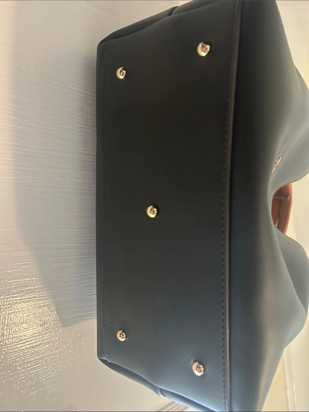 Dooney & Bourke classic dooney
